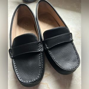Soul Naturalizer Black Loafers Size 8.5 Wide